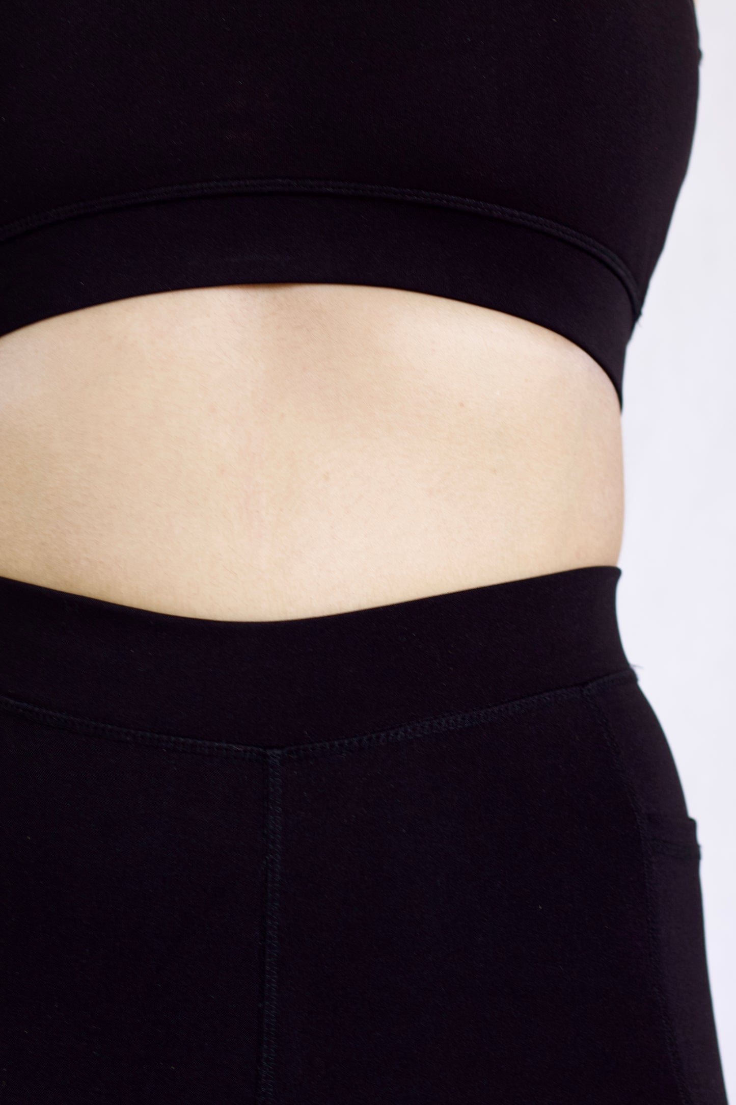 Black Aero Flow Active Set