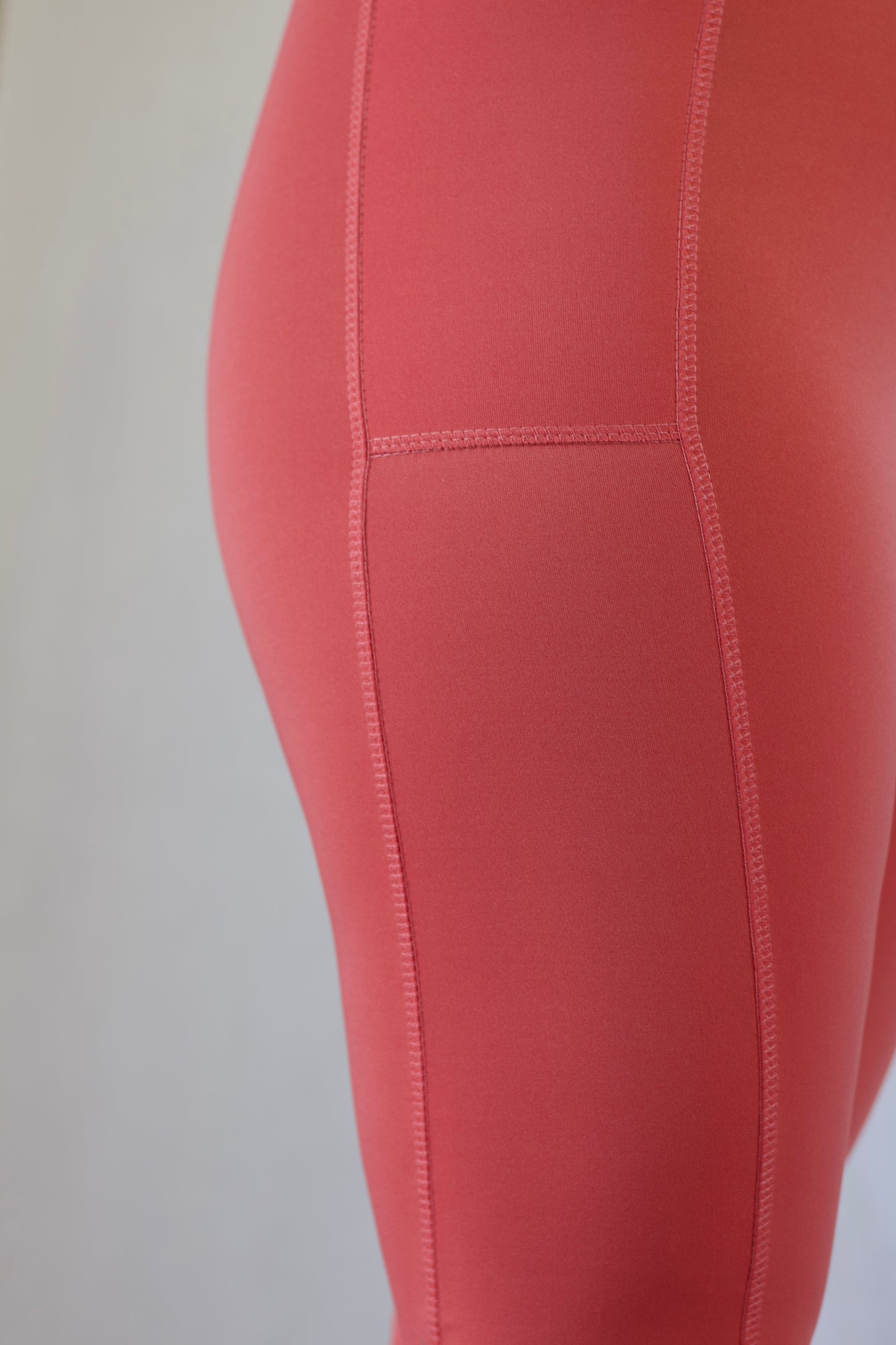 Peach Aero Flow Active Set